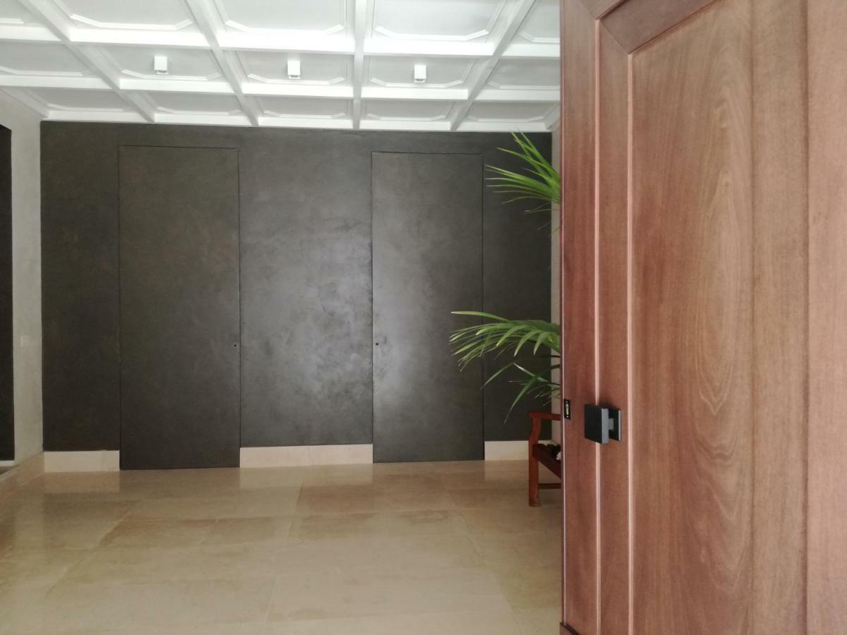 B&B Fabricanovantacinque Trani Εξωτερικό φωτογραφία